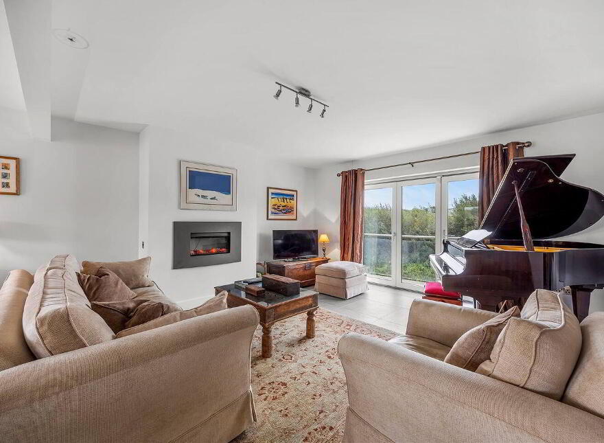 Glanlough, Kilcrohane, P75RR99