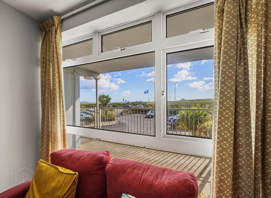 Apartment 7 Rosscarbery Bay Apartments, Ownahincha, P85WK83