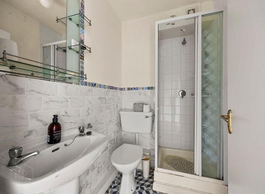 Apartment 7 Rosscarbery Bay Apartments, Ownahincha, P85WK83