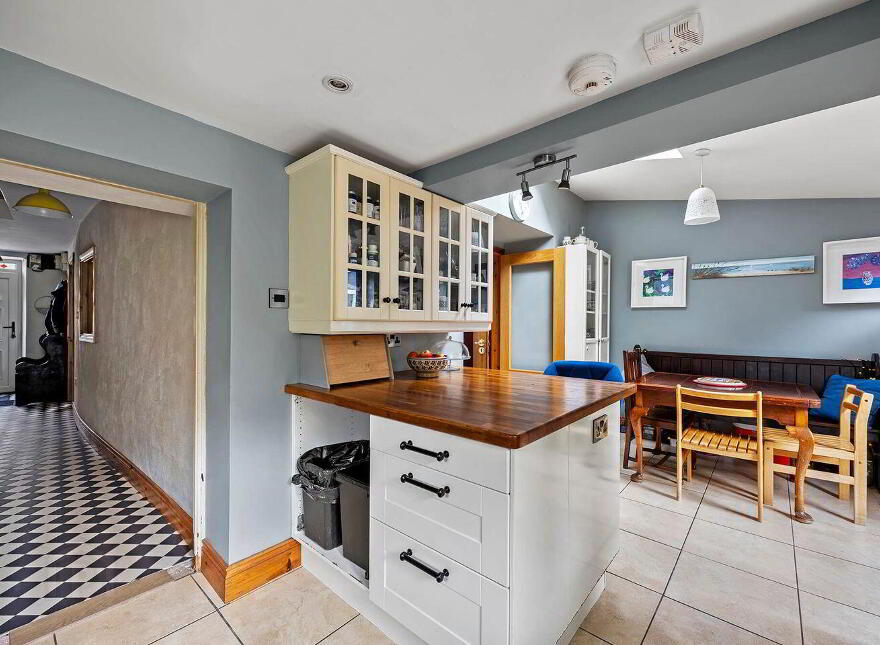 3 Cork Road, Skibbereen, P81T267