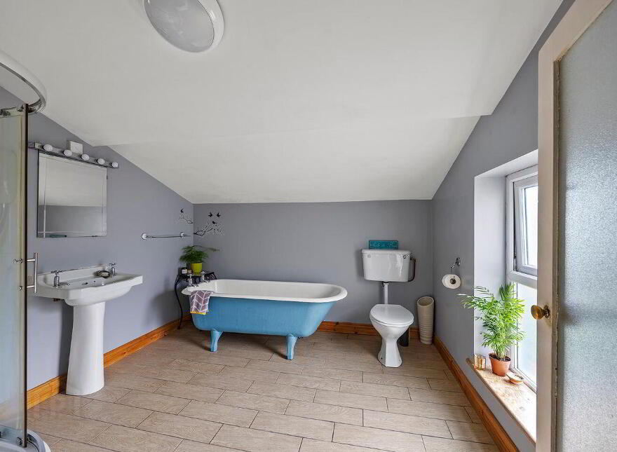 3 Cork Road, Skibbereen, P81T267