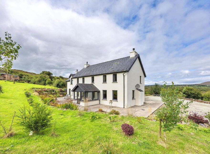 Gurteenroe, Schull, P81KN73