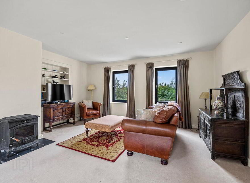 Gurteenroe, Schull, P81KN73