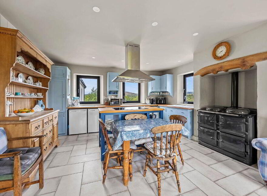 Gurteenroe, Schull, P81KN73