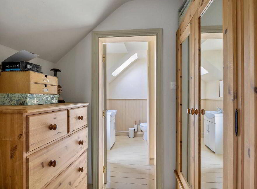 Gurteenroe, Schull, P81KN73