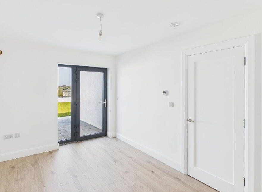 17 Mountpleasant, Loughrea, H62C858