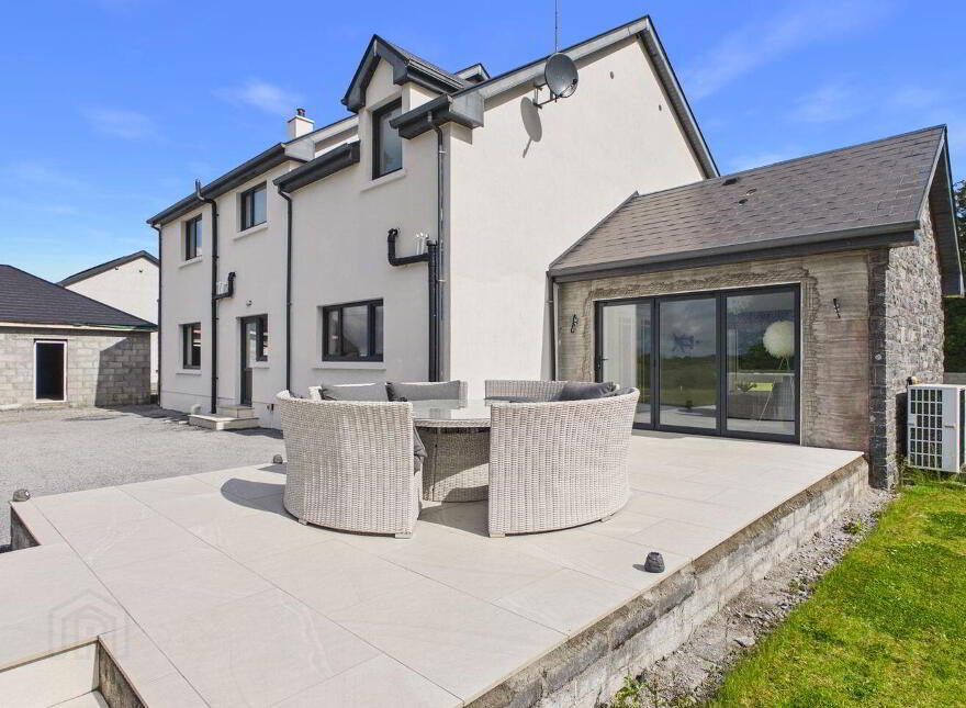 Wallscourt, Kilreekil, H62XN80