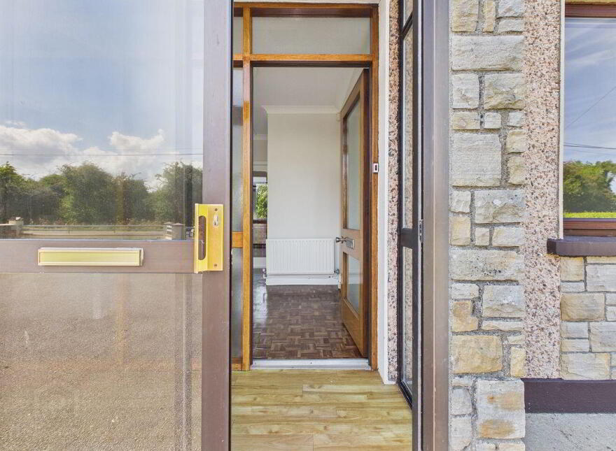 Moyleen, Loughrea, H62PY06
