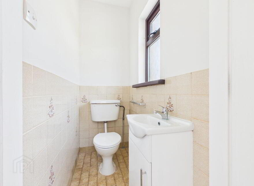 Moyleen, Loughrea, H62PY06