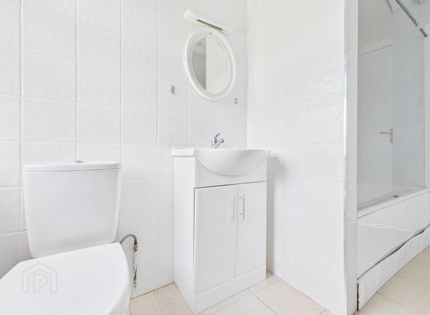 Moyleen, Loughrea, H62PY06