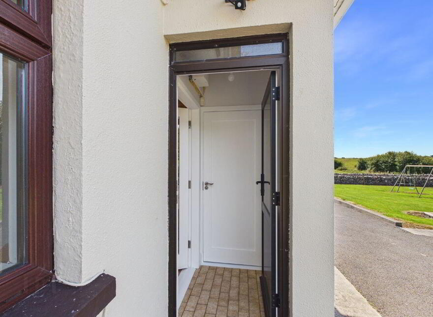 Moyleen, Loughrea, H62PY06