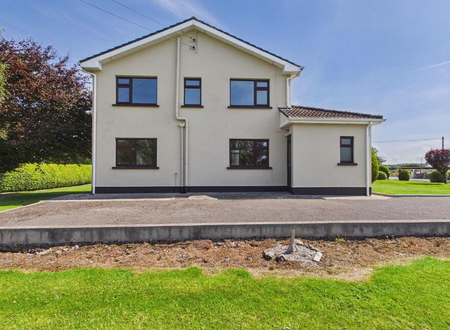 Moyleen, Loughrea, H62PY06