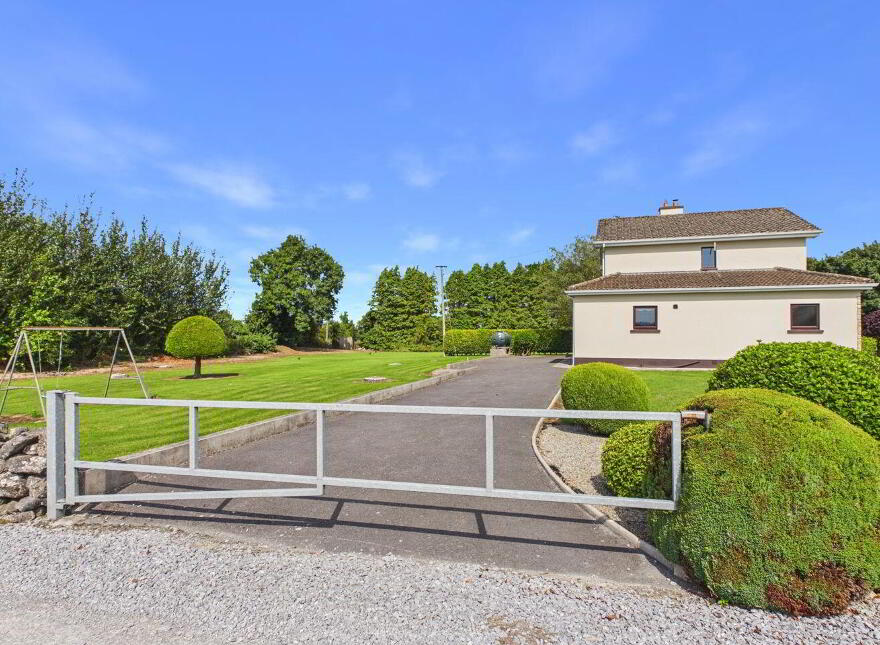 Moyleen, Loughrea, H62PY06