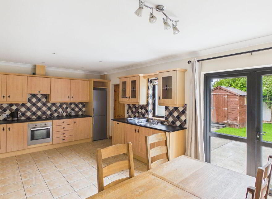 29 Ti Na Ri, Loughrea, H62F677