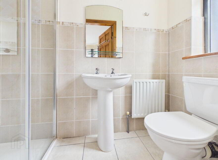 29 Ti Na Ri, Loughrea, H62F677