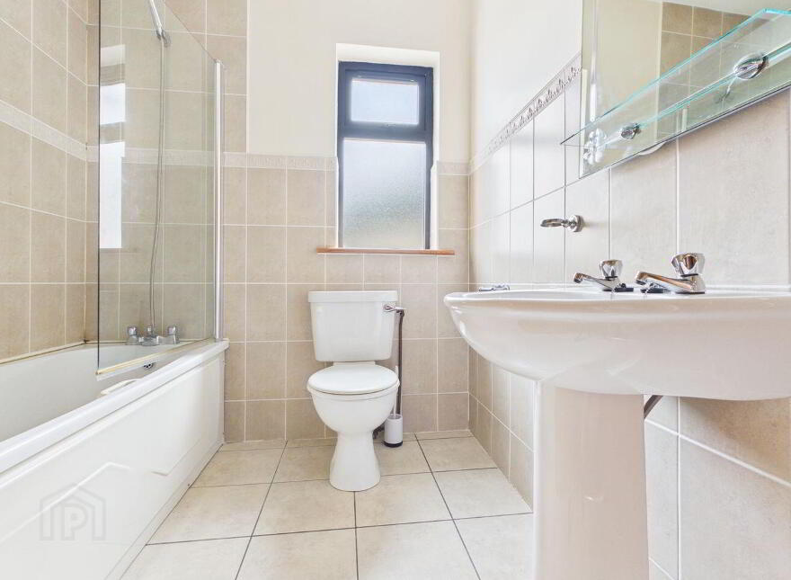 29 Ti Na Ri, Loughrea, H62F677