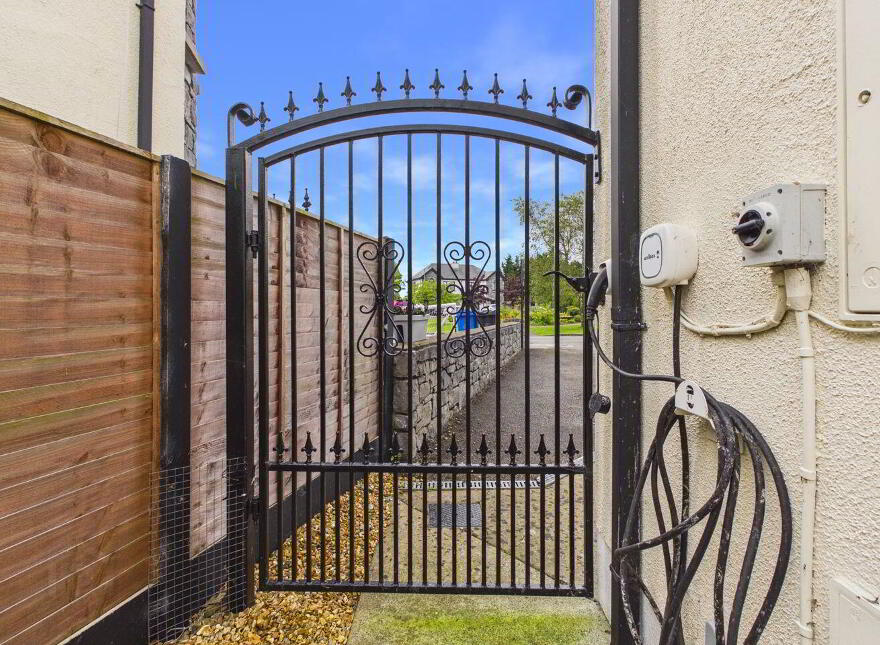 29 Ti Na Ri, Loughrea, H62F677