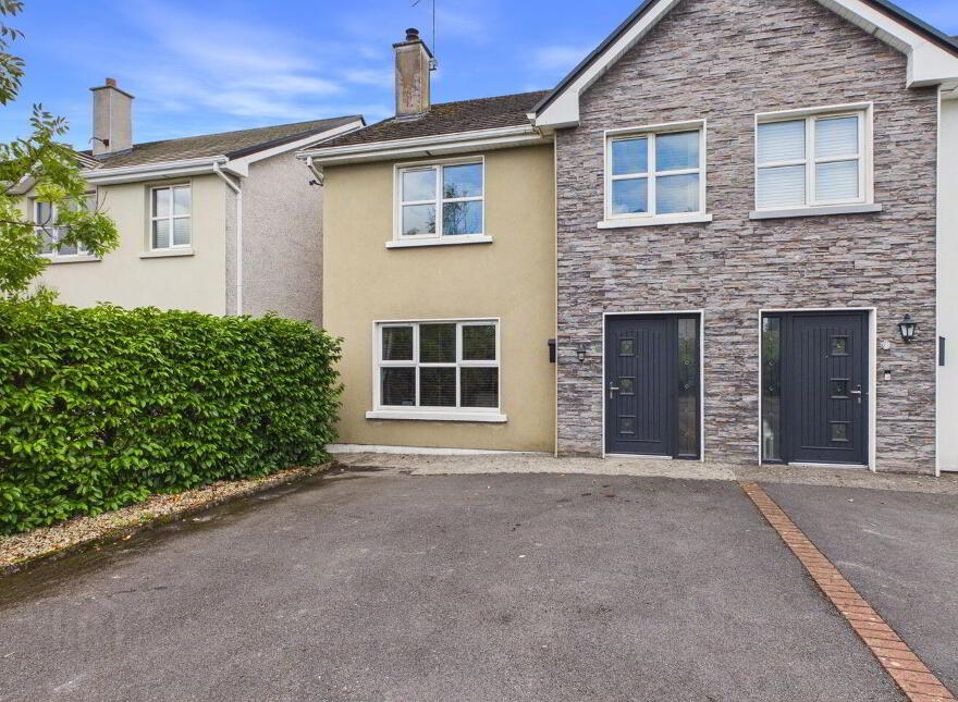 28 Danesfort Court, Loughrea, H62VW71