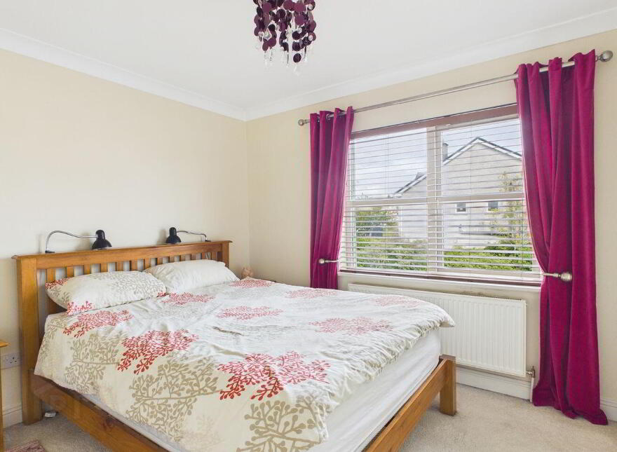 28 Danesfort Court, Loughrea, H62VW71