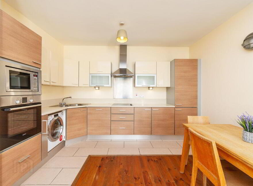 16 Hyde Court, Townsend Street, Dublin 2, D02RR68