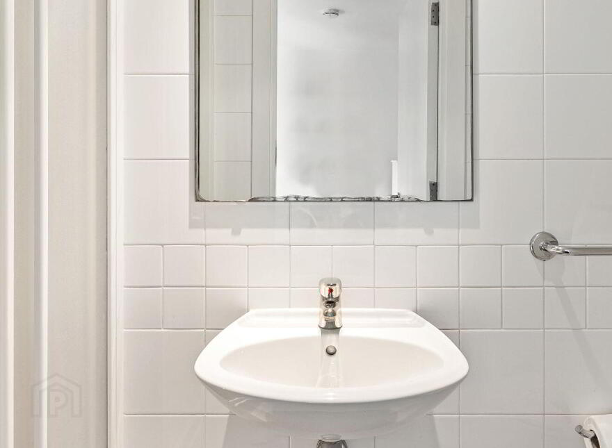 14 Block 8 Clarion Quay, Ifsc, Ifsc, D01A344