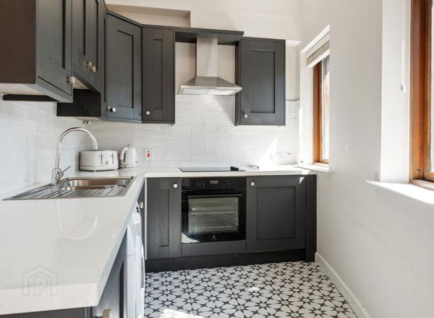 9 Semple House, Custom House Square, IFSC, Ifsc, D01W242