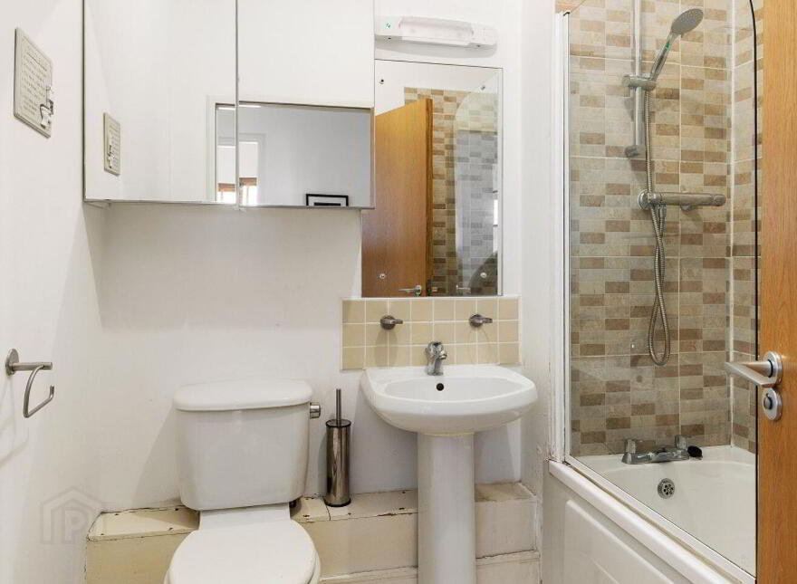 4 Gandon House, Custom House Square, IFSC, Ifsc, D01HX34