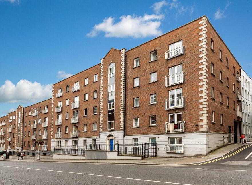 47 Belmont Hall, Gardiner Street Middle, Dublin 1, D01PK75 photo