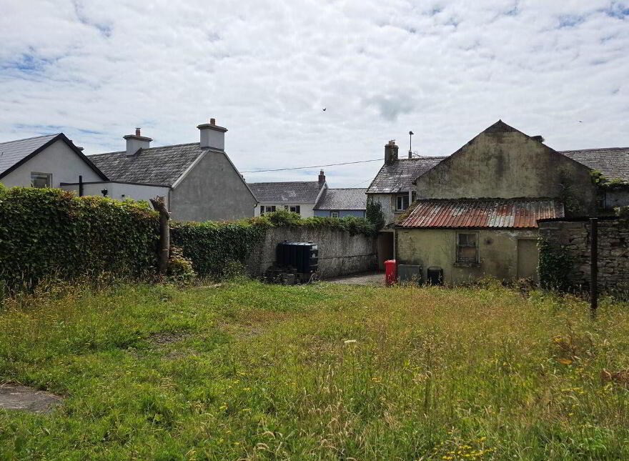 Main Street Upper, Cappagh White, E34X438
