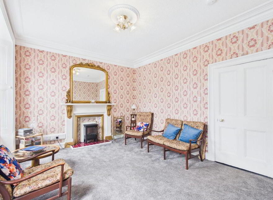 19 Davis Street, Tipperary Town, E34P704