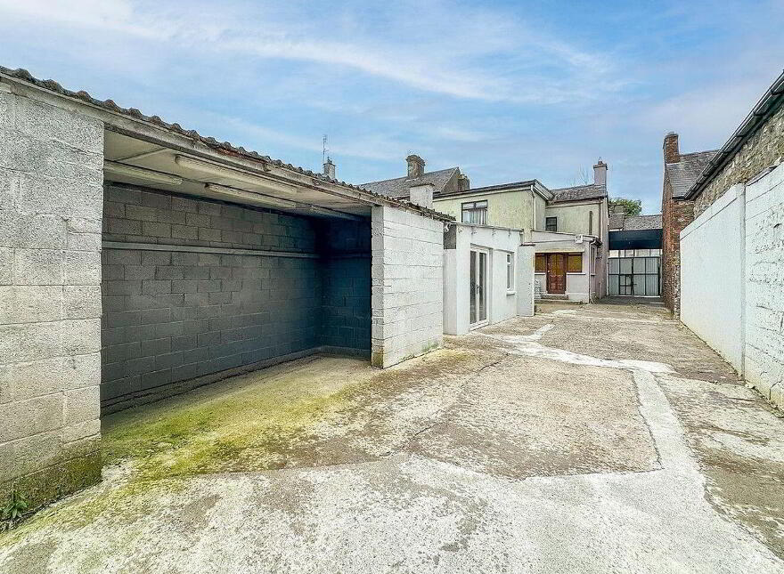 3 Maudlin Street, Kells, A82Y7E5