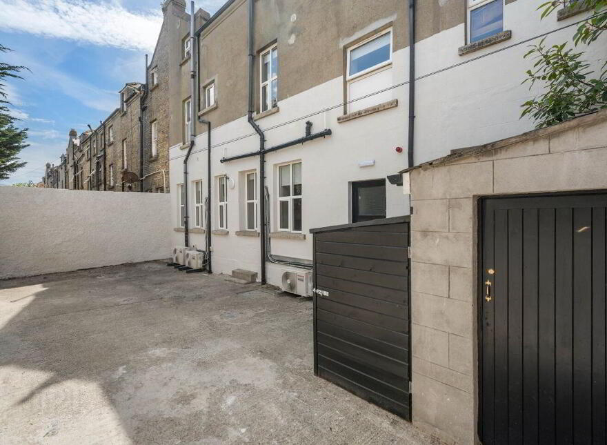 1 Clonskeagh Road, Milltown, D06N4T2