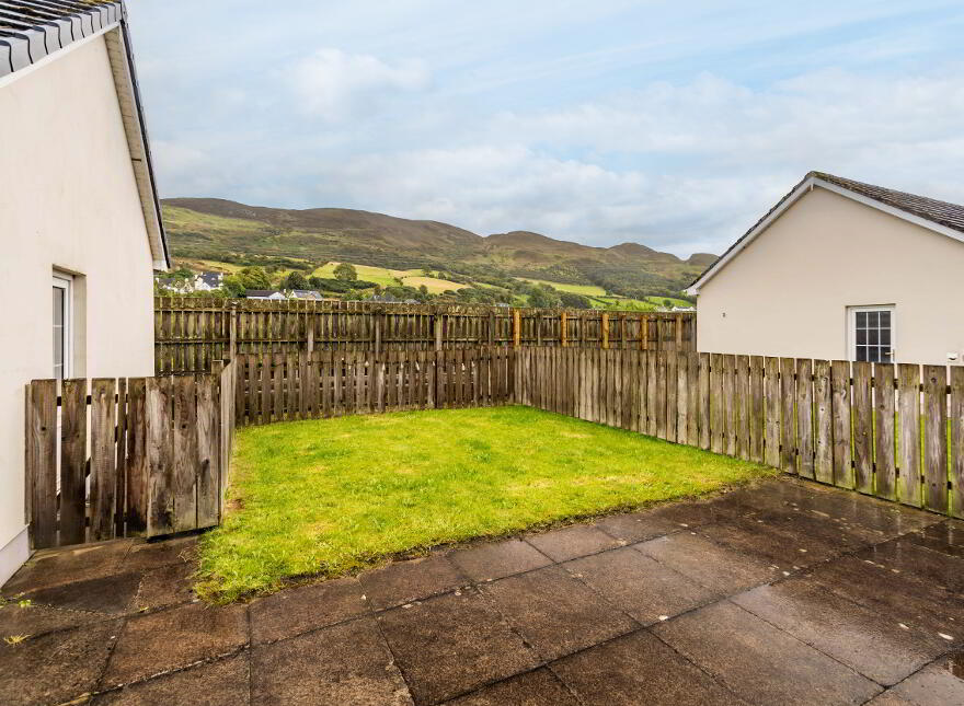 12 Sandymount, Ludden, Buncrana, F93RW71