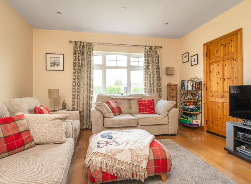12 Sandymount, Ludden, Buncrana, F93RW71