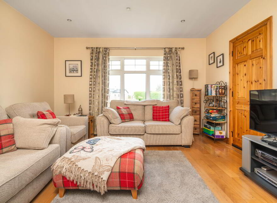 12 Sandymount, Ludden, Buncrana, F93RW71