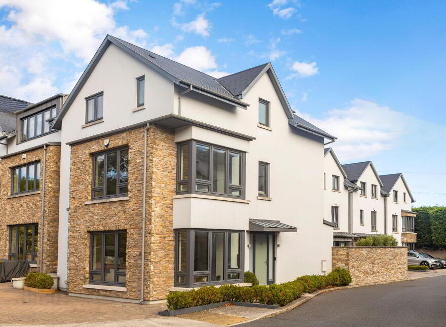 4 Struan Glen, Kilternan, Kilternan, D18CC02