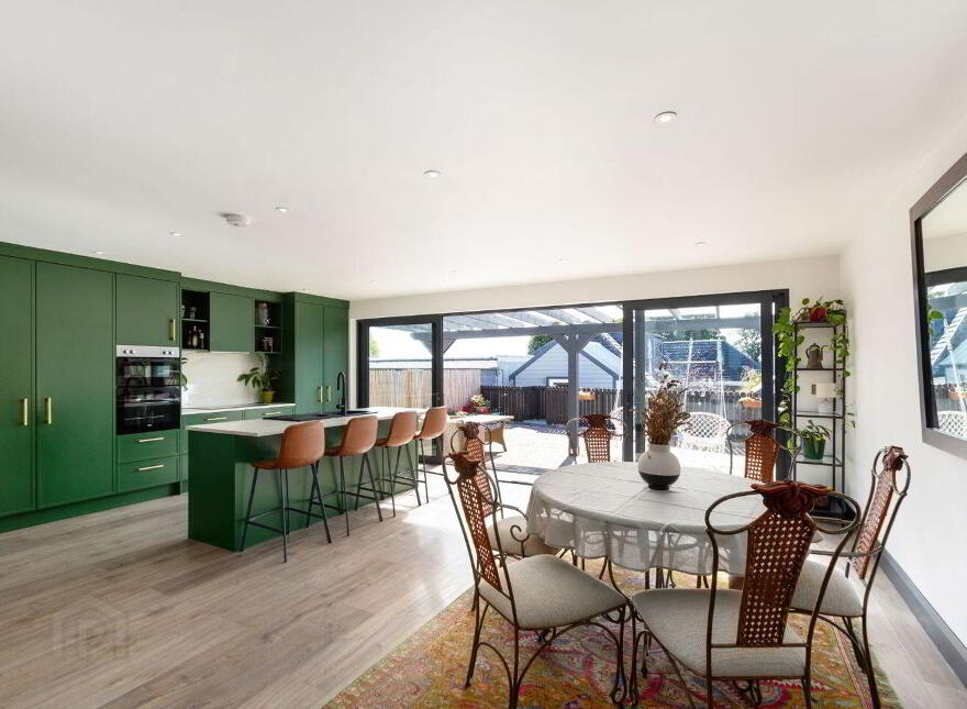 "La Vallée", 6B New Road, Kilcoole, A63XR88