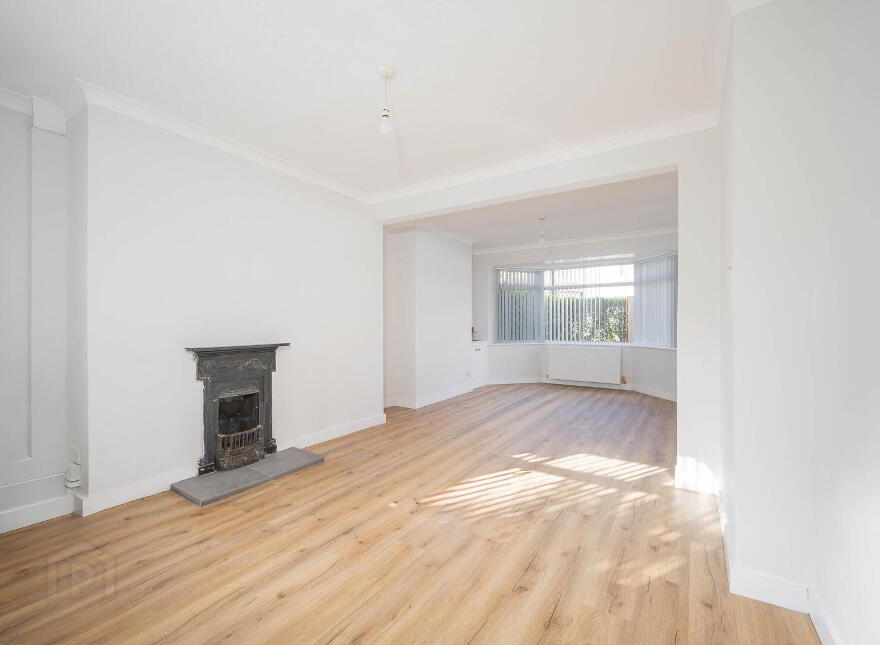 168 Dunluce Avenue, Belfast, BT9 7AZ