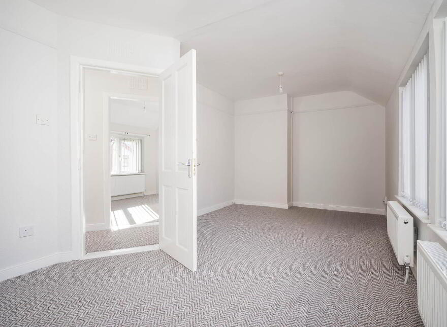 168 Dunluce Avenue, Belfast, BT9 7AZ