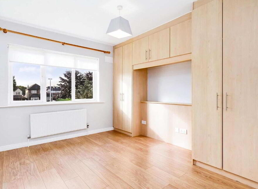 10 Ellensborough Park, Kiltipper, Kiltipper, D24
