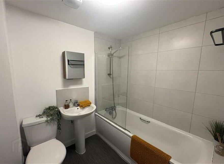 Apt 12 The Sandford, 25 Bridge End, Belfast, BT5 4AW