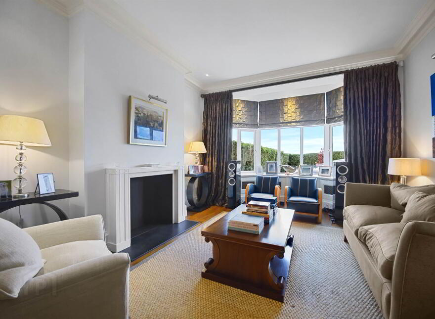 11 Seafront Road, Cultra, Holywood, BT18 0BB
