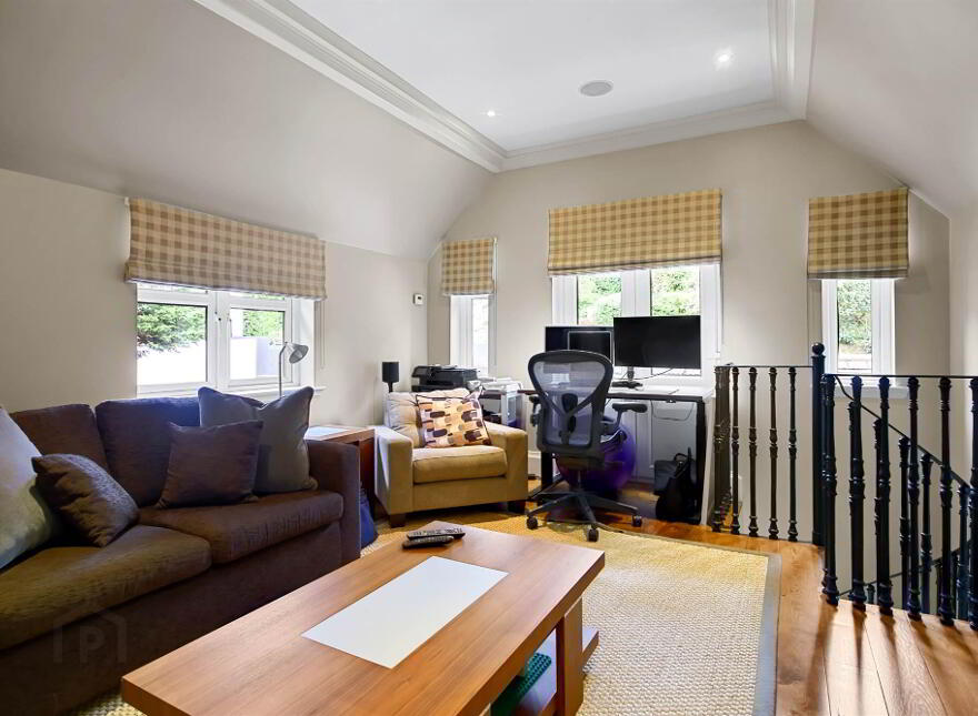 11 Seafront Road, Cultra, Holywood, BT18 0BB