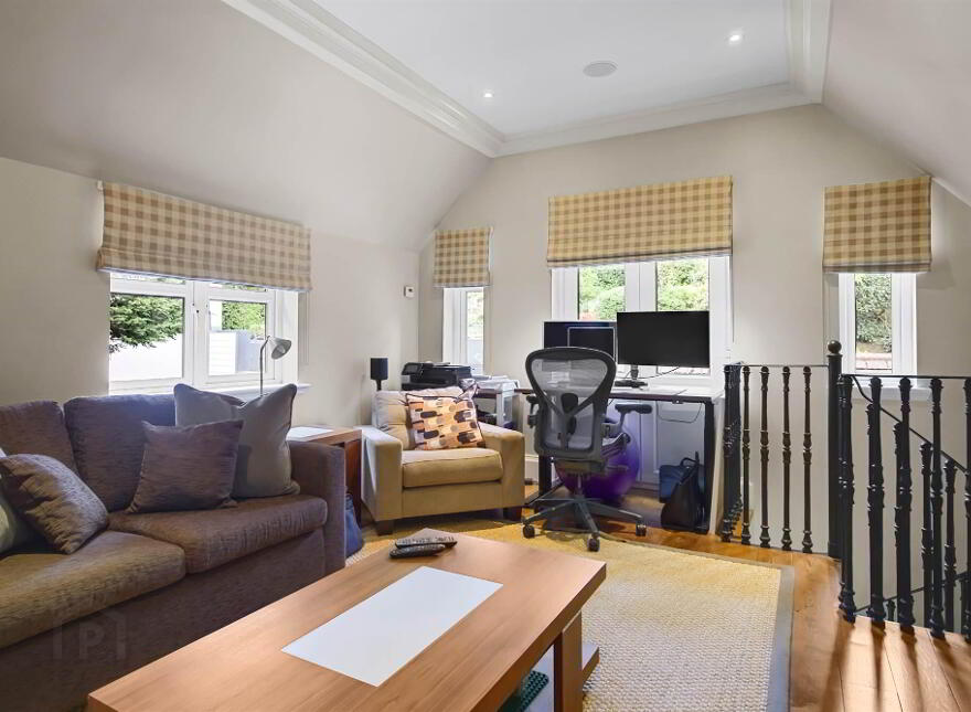 11 Seafront Road, Cultra, Holywood, BT18 0BB
