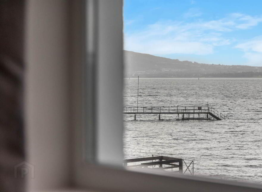 11 Seafront Road, Cultra, Holywood, BT18 0BB