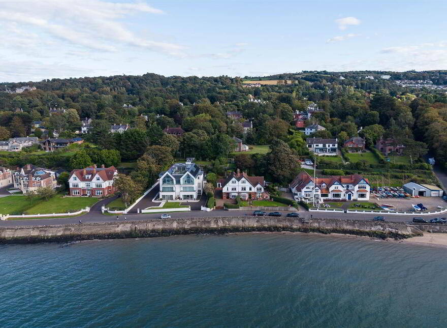 11 Seafront Road, Cultra, Holywood, BT18 0BB