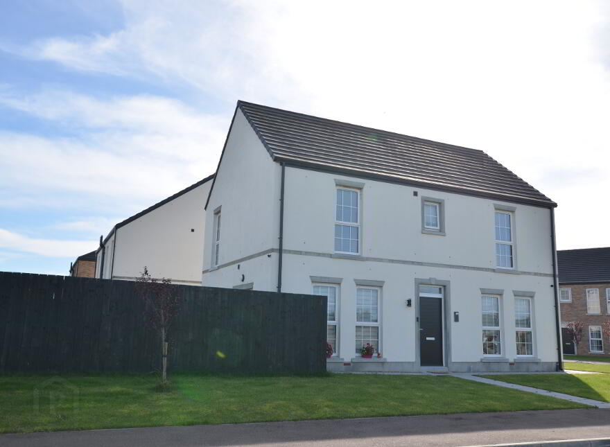 51 South Lake Park, Craigavon, BT64 1BE