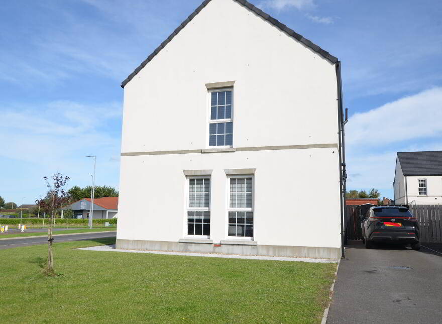 51 South Lake Park, Craigavon, BT64 1BE