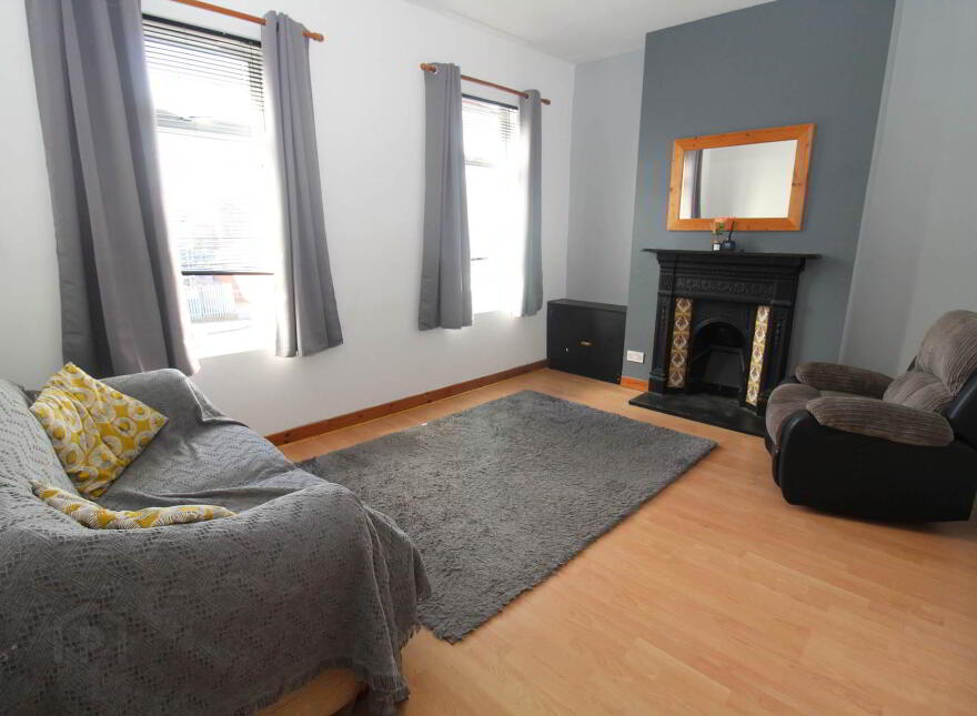16 Albert Street, A & B, Bangor, BT20 5EF