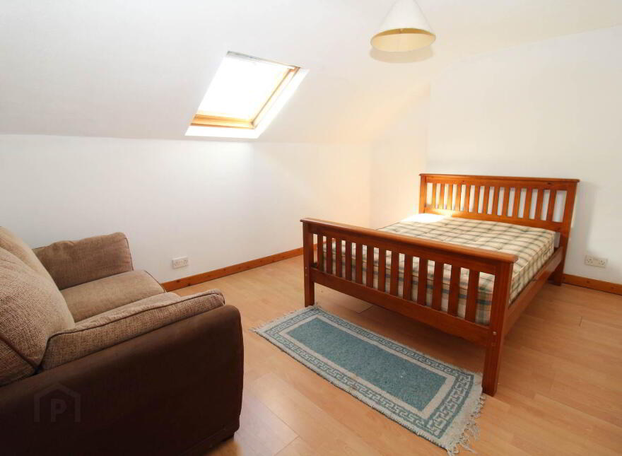 16 Albert Street, A & B, Bangor, BT20 5EF
